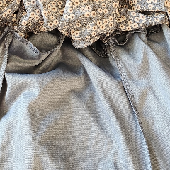 BLUSH BJ RUCHED FLORAL DRESS SIZE 1XL - Picture 7 of 10